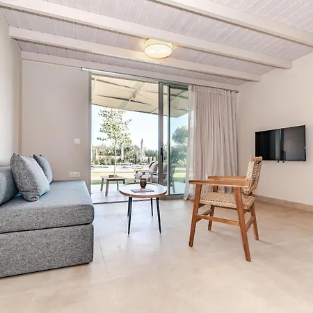 Helichrysum Lofts Junior House J1 Semesterbostad Khokhlastí