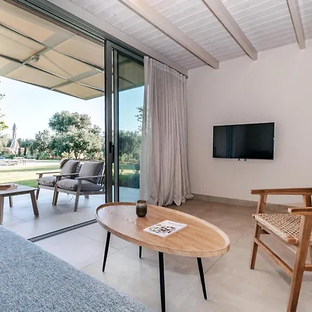 Helichrysum Lofts Junior House J1 Semesterbostad Khokhlastí