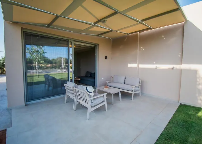 Helichrysum Lofts Junior House J1 Hébergement de vacances Khokhlastí