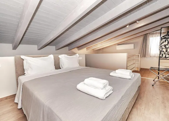 Helichrysum Lofts Junior House J1 Semesterbostad *